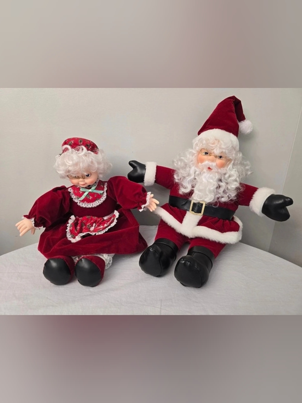 2 Vintage Matrix Santa Claus Mrs. Claus Plush Rubber Face Velvet Clothing EUC